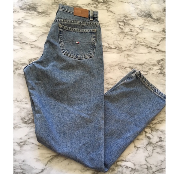 Tommy Hilfiger Denim - Vintage Tommy Hilfiger leather patch mom jeans